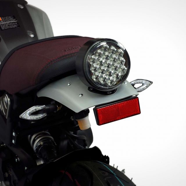 Yamaha XSR 900 turn lights supports (under the saddle) for Mono Arm license plate kit